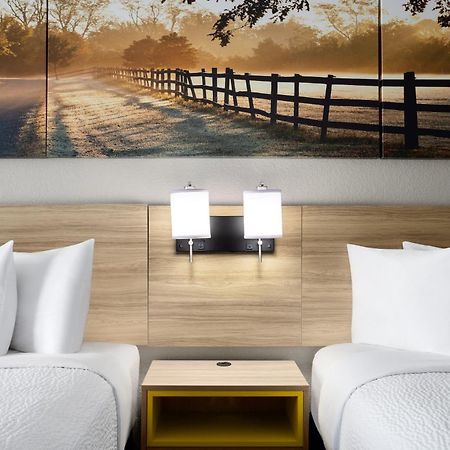 Days Inn By Wyndham Waycross Exteriör bild